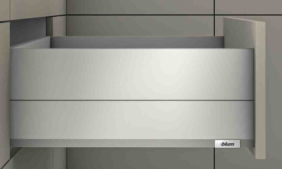 Dlaczego warto wybrać system szuflad MERIVOBOX BLUM do Twojego domu?